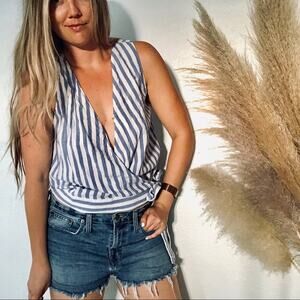 NAKED ZEBRA Blue White Striped Wrap Tank Top Waist Bow Tie VNeck Blouse Shirt M